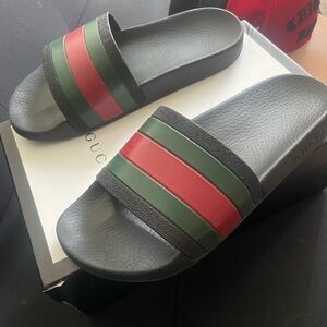 Men’s Gucci slides